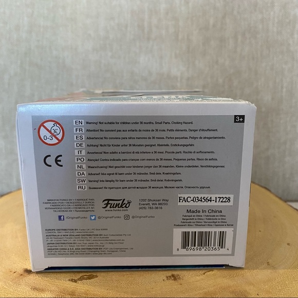 FUNKO POP! Disney Elena #316 - Picture 6 of 7